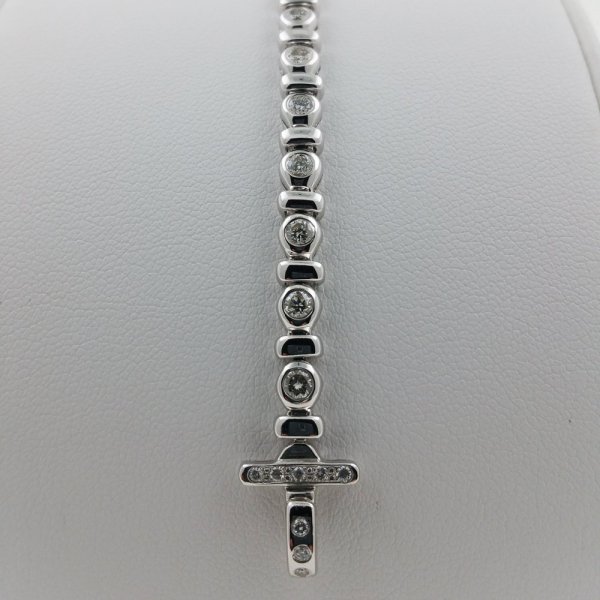 18 k. White gold diamond bracelet - 1.80 carat