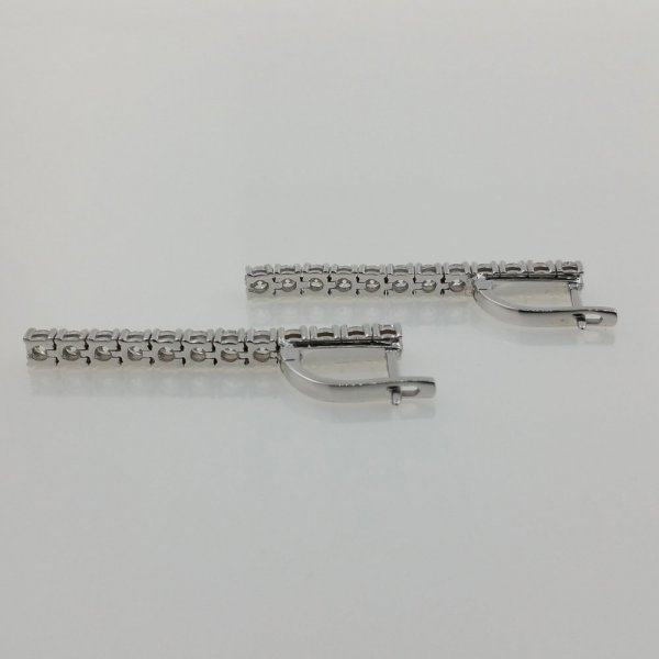 18 k. White gold diamonds earrings - 2.50 carat